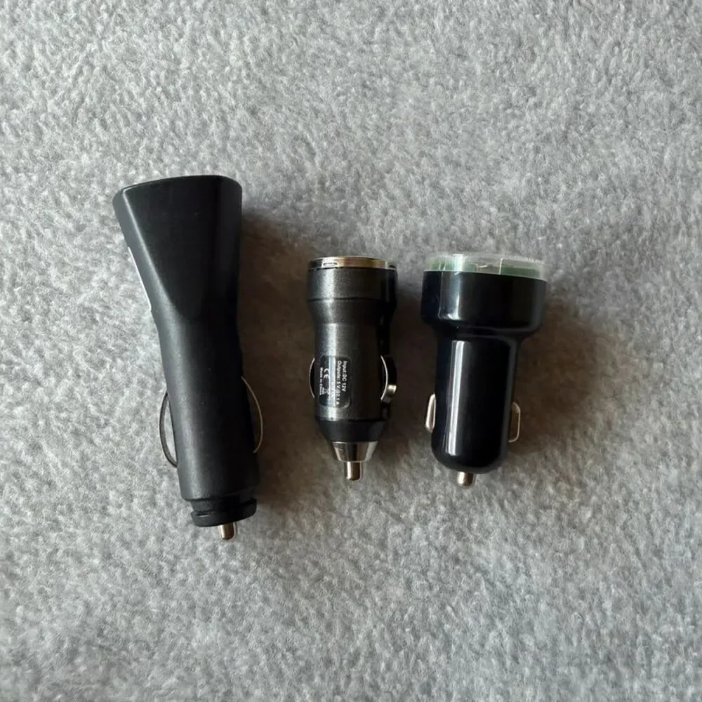 Lot of 3 car phone chargers
